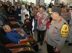 Kapolri Menganjurkan Pemudik yang Kelelahan menggunakan Kereta Api